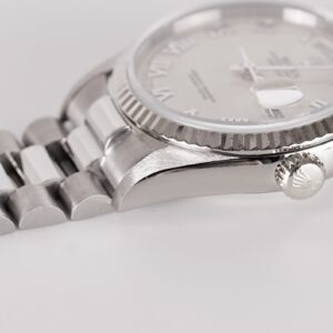 rolex-oyster-perpetual-day-date-creme-roman-18239-1990-2