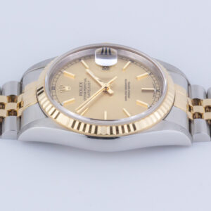 Rolex Oyster Perpetual Datejust Champagne 16233 1997 (Full Set) 12 Rolex Datejust 16233