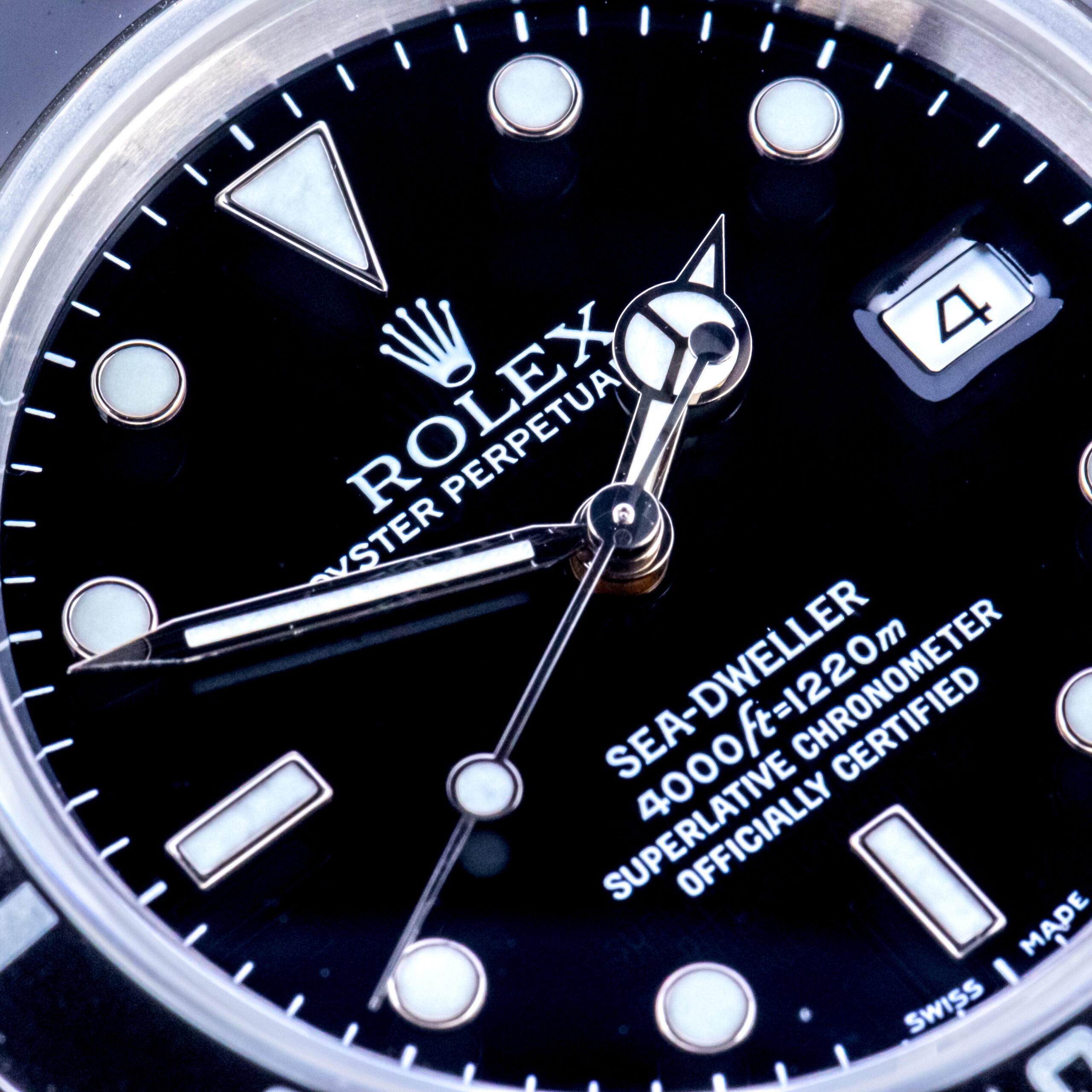 Rolex Sea-Dweller Black 16600 2005 (Full Set) 2 rolex-sea-dweller-16600-3
