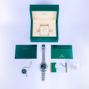 rolex-submariner-116610lv-2