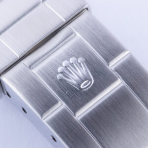 rolex-sea-dweller-16600-2