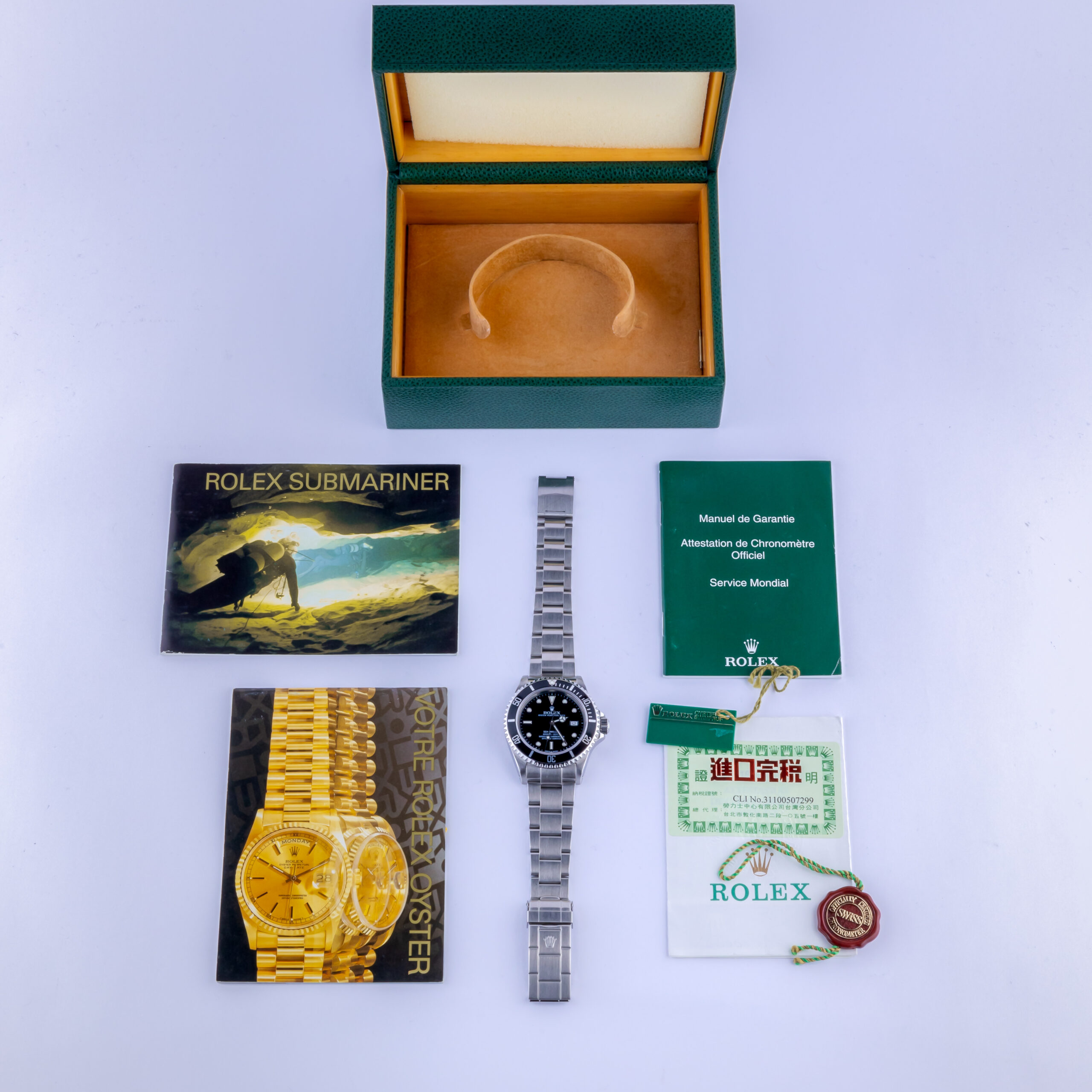 Rolex Sea-Dweller Black 16600 2000 (Full Set) 8 Rolex Sea-Dweller Black 16600 2000 (Full Set) - Image 8