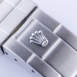 rolex-submariner-16610lv-2