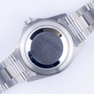 Rolex Oyster Perpetual Submariner 16610 1997 10 rolex-submariner-16610-8