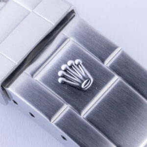 rolex-sea-dweller-16600-6