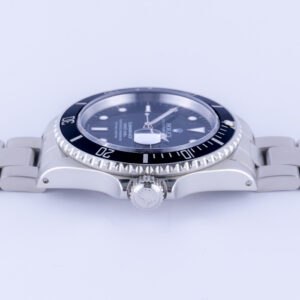 Rolex Submariner Date Black 16610 1989 (Full Set) 13 rolex-submariner-16610-11