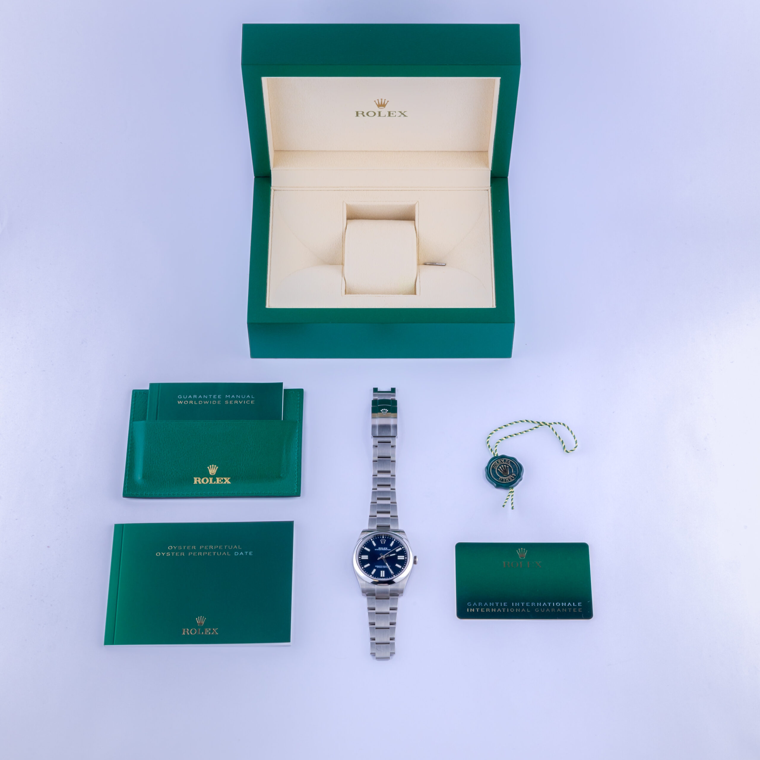 NEW Rolex Oyster Perpetual Blue 124300 2024 (Full Set) 8 rolex-oyster-perpetual-124300-4