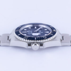 rolex-submariner-126610ln-3