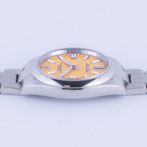 Rolex Oyster Perpetual Yellow 124300 2020 (Vollständiger Satz) 12 rolex-oyster-perpetual-124300-3
