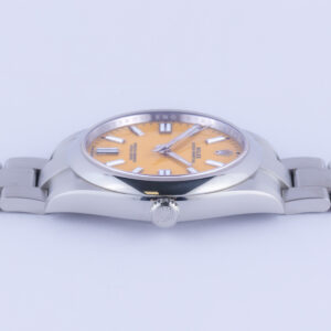 Rolex Oyster Perpetual Yellow 124300 2020 (Vollständiger Satz) 13 rolex-oyster-perpetual-124300-3