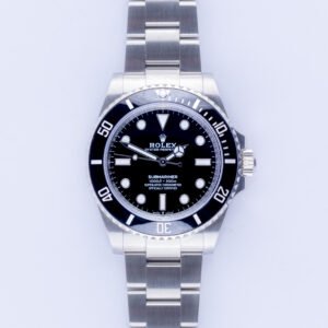 Rolex Submariner No-Date Black 124060 2022 (Full Set) 10 rolex-submariner-124060