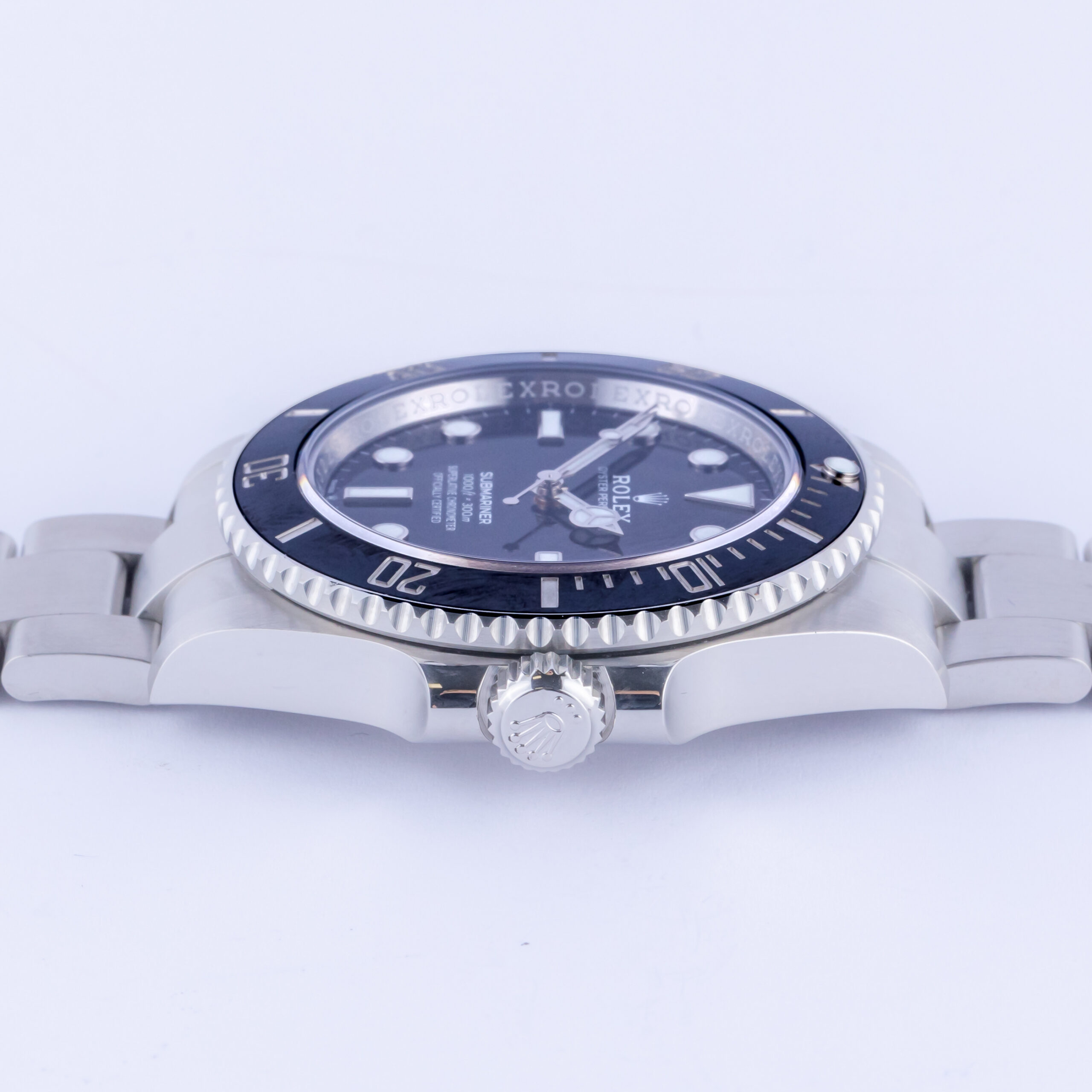 Rolex Submariner No-Date Black 124060 2022 (Full Set) 6 rolex-submariner-124060