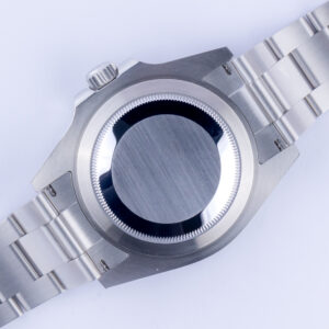 Rolex Submariner No-Date Black 124060 2022 (Full Set) 11 rolex-submariner-124060