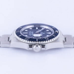 rolex-submariner-126610ln-4