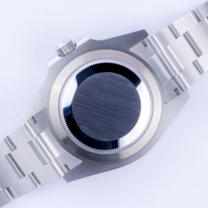 rolex-submariner-126610ln-4