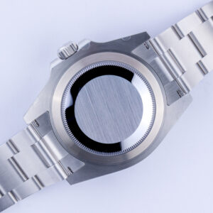 rolex-submariner-126610lv-10