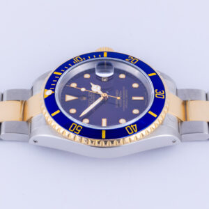 rolex-submariner-date-16613-4