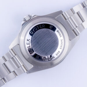 rolex-sea-dweller-16600-8